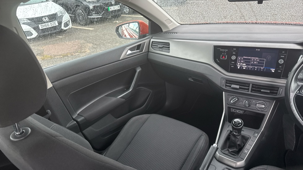 Volkswagen Polo 1.0 TSI 95 SE 5dr Petrol Hatchback - Image 14