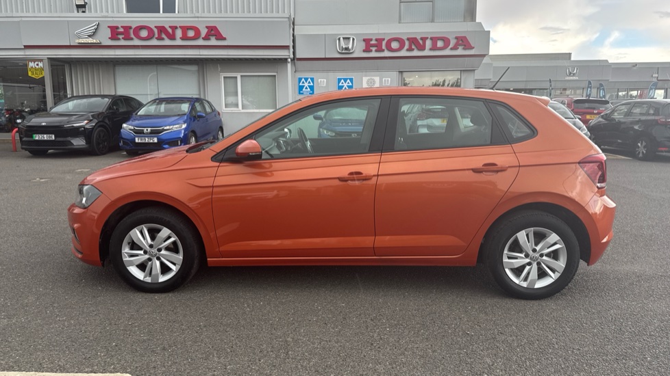 Volkswagen Polo 1.0 TSI 95 SE 5dr Petrol Hatchback - Image 22