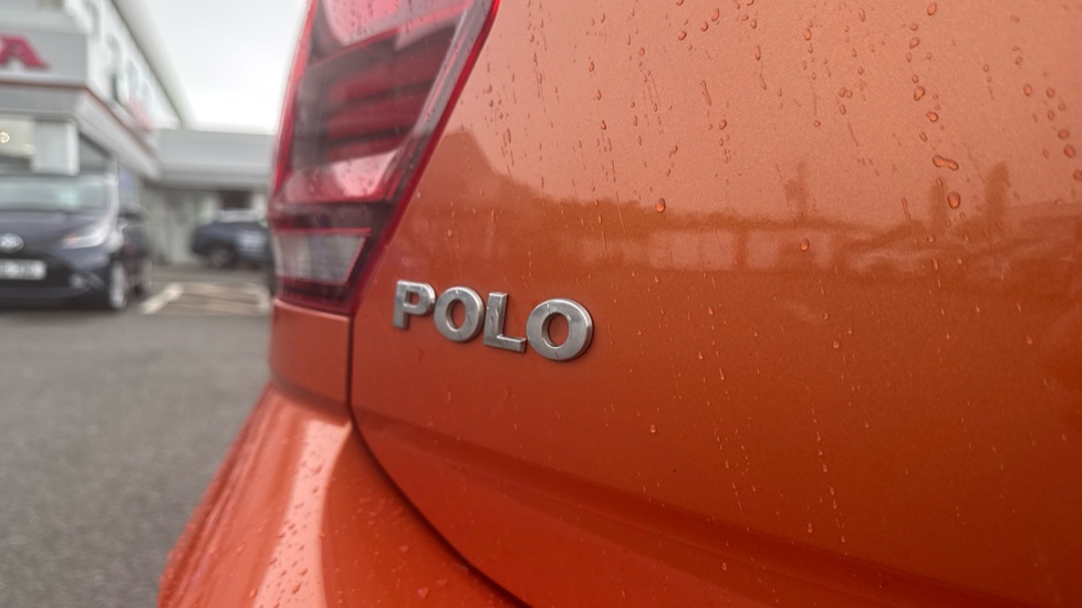 Volkswagen Polo 1.0 TSI 95 SE 5dr Petrol Hatchback - Image 39