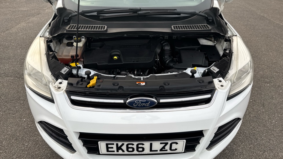 Ford Kuga 2.0 TDCi 150 Titanium 5dr 2WD Diesel Estate - Image 8