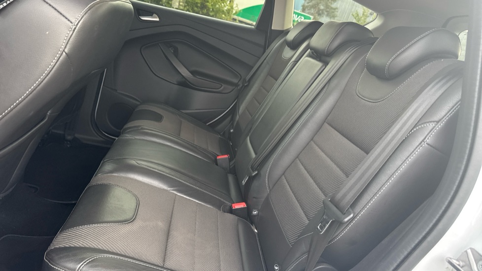 Ford Kuga 2.0 TDCi 150 Titanium 5dr 2WD Diesel Estate - Image 16