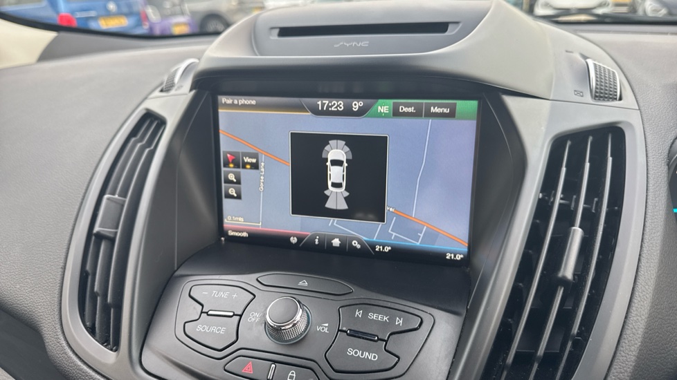 Ford Kuga 2.0 TDCi 150 Titanium 5dr 2WD Diesel Estate - Image 39