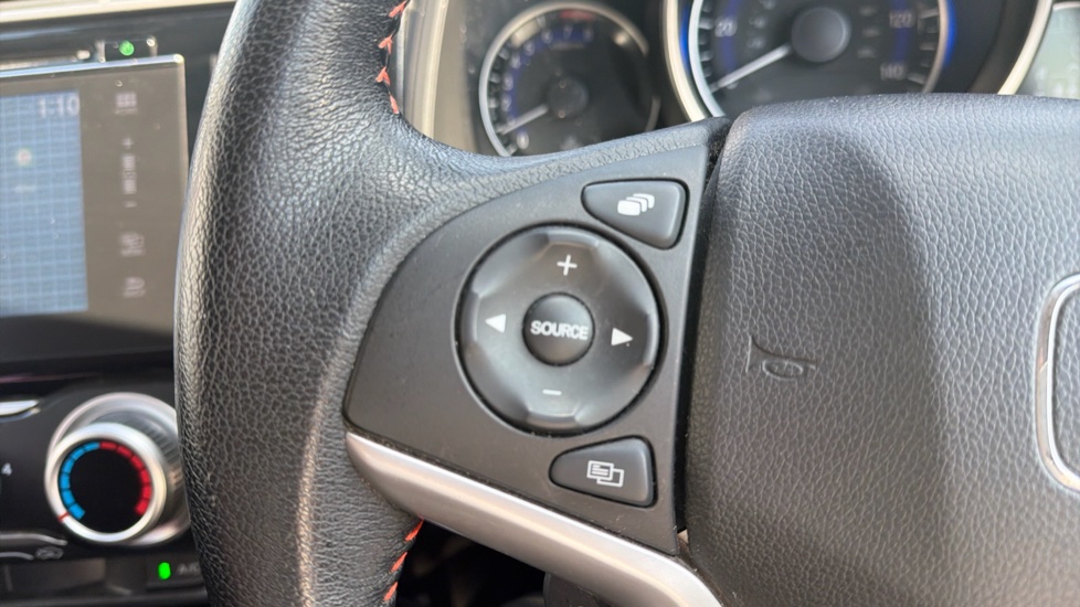 Honda Jazz 1.5 i-VTEC Sport 5dr Petrol Hatchback - Image 21
