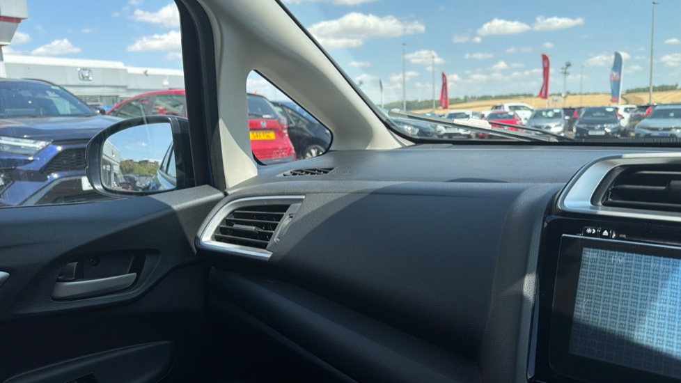 Honda Jazz 1.5 i-VTEC Sport 5dr Petrol Hatchback - Image 33