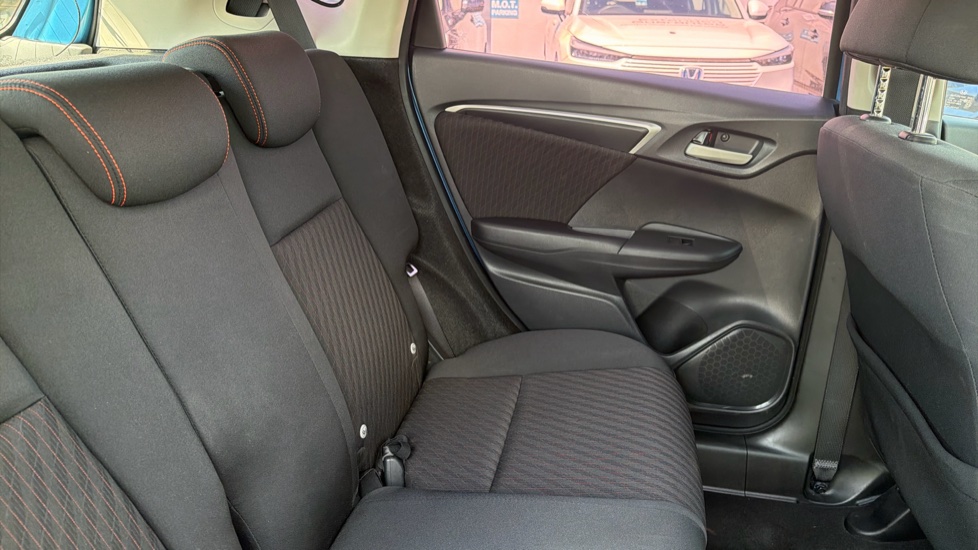 Honda Jazz 1.5 i-VTEC Sport 5dr Petrol Hatchback - Image 36