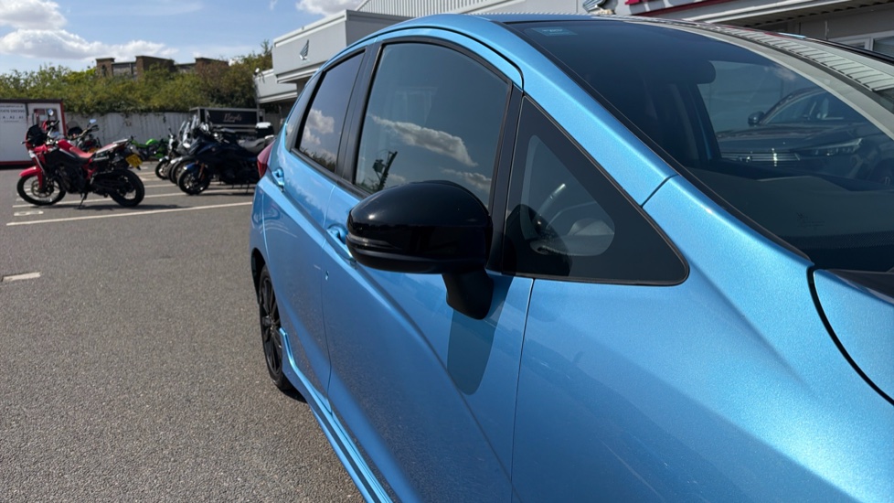 Honda Jazz 1.5 i-VTEC Sport 5dr Petrol Hatchback - Image 38