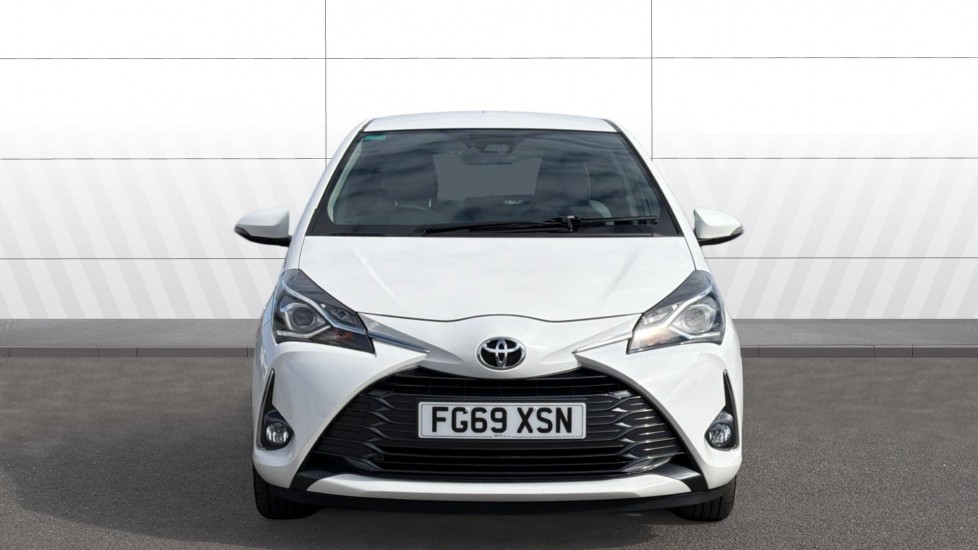 Toyota Yaris 1.5 VVT-i Y20 5dr [Bi-tone] Petrol Hatchback - Image 3