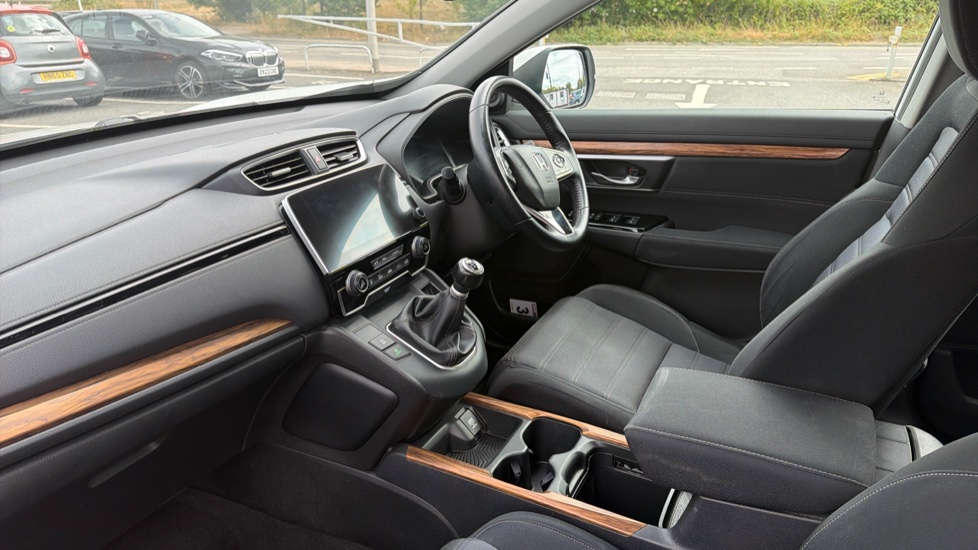 Honda CR-V 1.5 VTEC Turbo SE 5dr 2WD Petrol Estate - Image 9