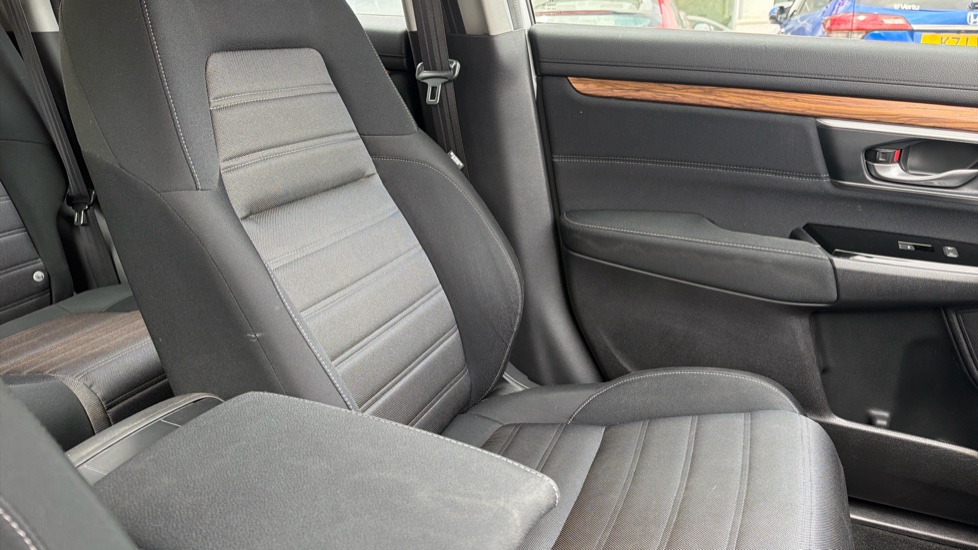 Honda CR-V 1.5 VTEC Turbo SE 5dr 2WD Petrol Estate - Image 35