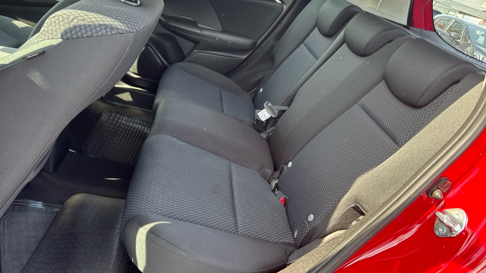 Honda Jazz 1.3 i-VTEC SE 5dr CVT Petrol Hatchback - Image 16