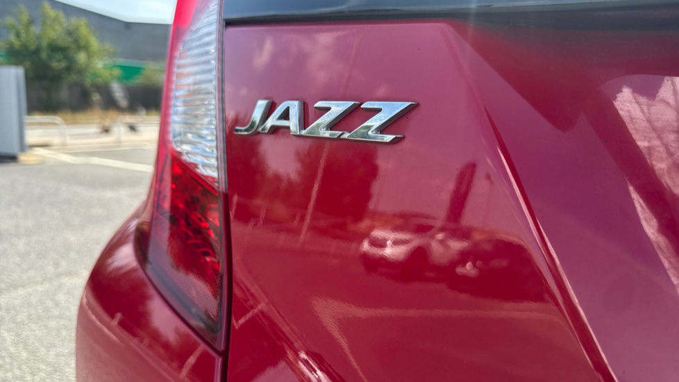 Honda Jazz 1.3 i-VTEC SE 5dr CVT Petrol Hatchback - Image 42