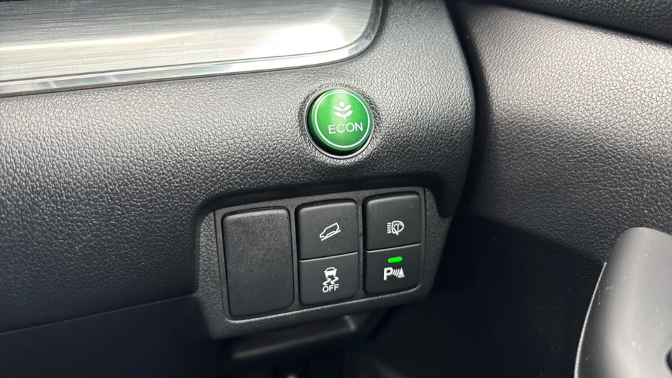 Honda CR-V 2.0 i-VTEC EX 5dr Auto Petrol Estate - Image 30