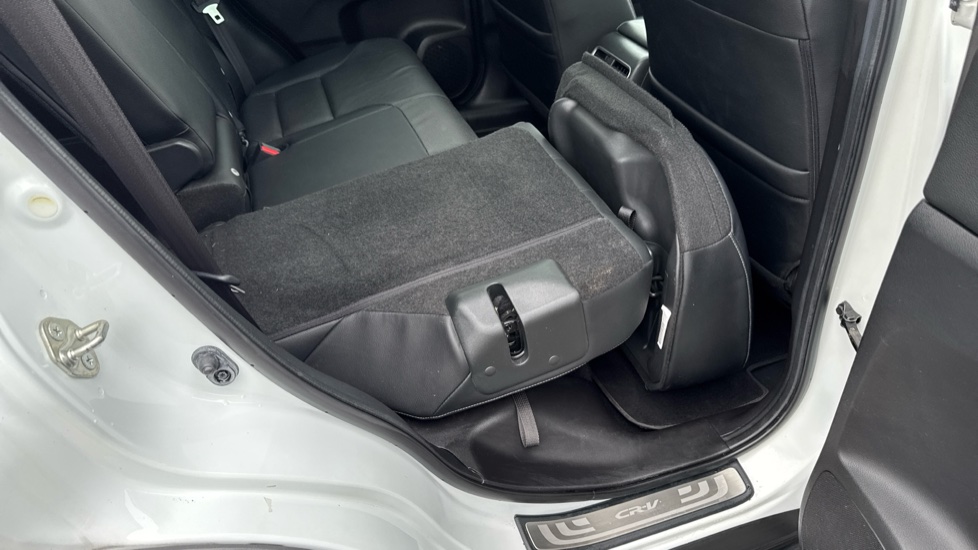 Honda CR-V 2.0 i-VTEC EX 5dr Auto Petrol Estate - Image 49