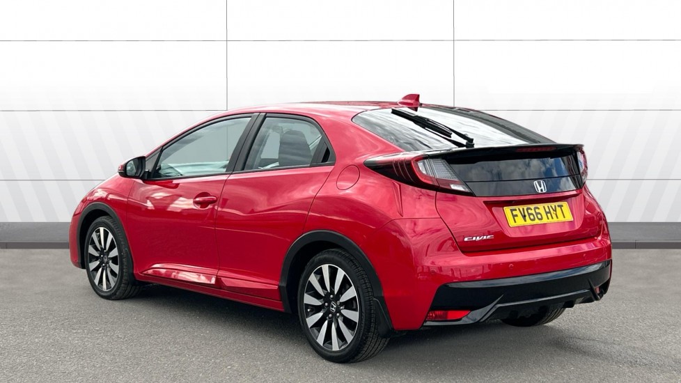 Honda Civic 1.8 i-VTEC SE Plus 5dr Auto [Nav] Petrol Hatchback - Image 2