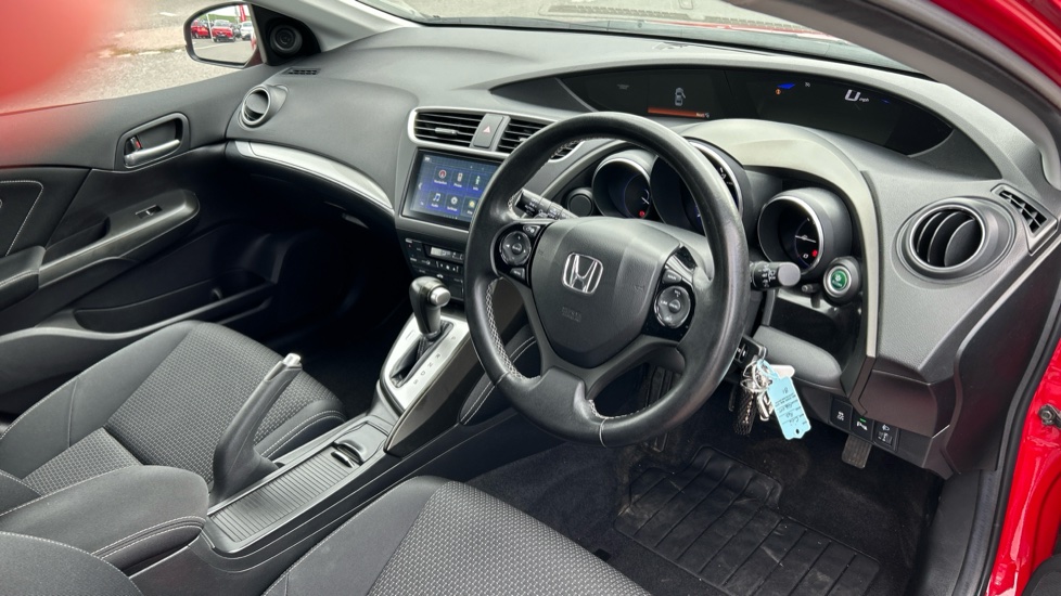 Honda Civic 1.8 i-VTEC SE Plus 5dr Auto [Nav] Petrol Hatchback - Image 11