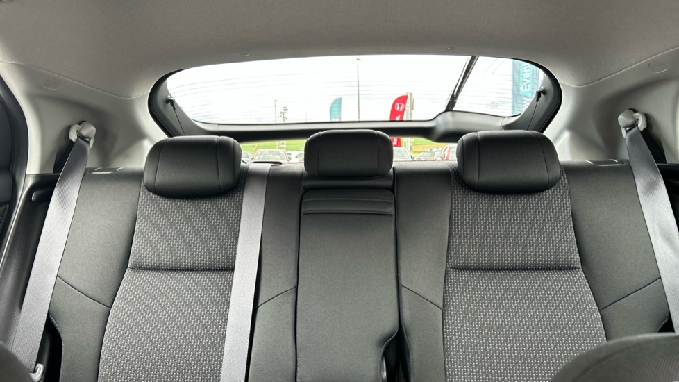 Honda Civic 1.8 i-VTEC SE Plus 5dr Auto [Nav] Petrol Hatchback - Image 15