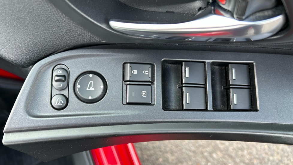 Honda Civic 1.8 i-VTEC SE Plus 5dr Auto [Nav] Petrol Hatchback - Image 33