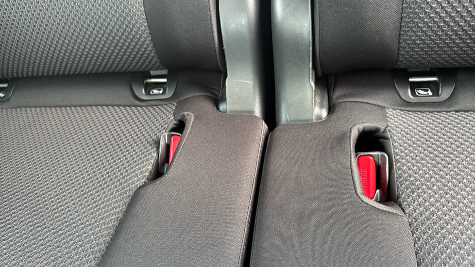 Suzuki Ignis 1.2 Dualjet SZ-T 5dr Auto Petrol Hatchback - Image 17