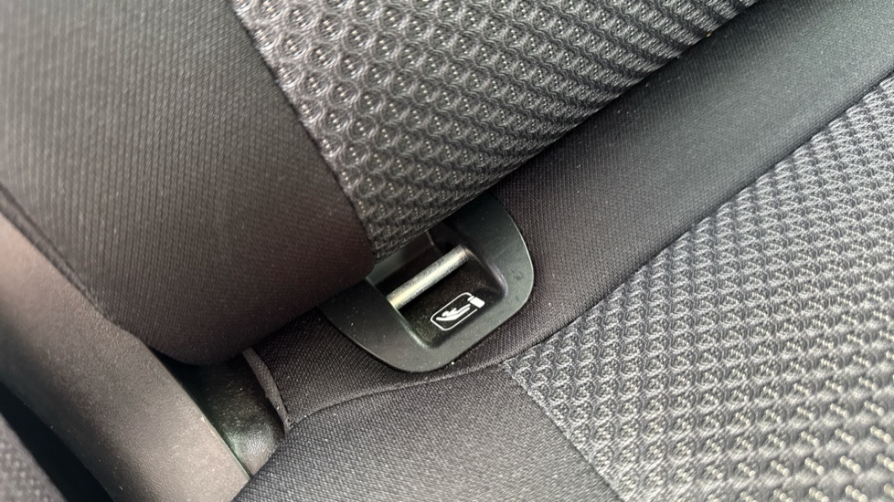 Suzuki Ignis 1.2 Dualjet SZ-T 5dr Auto Petrol Hatchback - Image 47