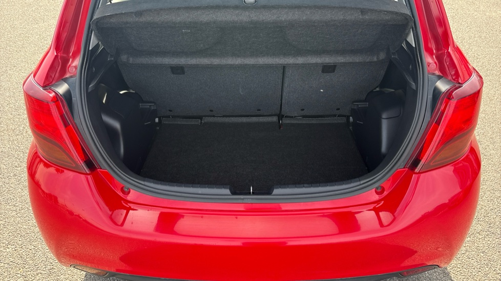 Toyota Yaris 1.0 VVT-i Active 5dr Petrol Hatchback - Image 4