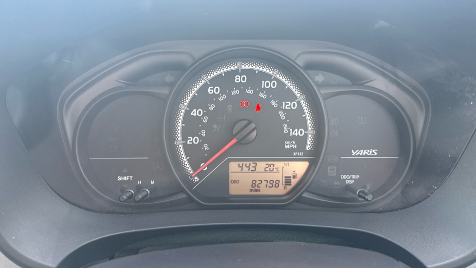 Toyota Yaris 1.0 VVT-i Active 5dr Petrol Hatchback - Image 18
