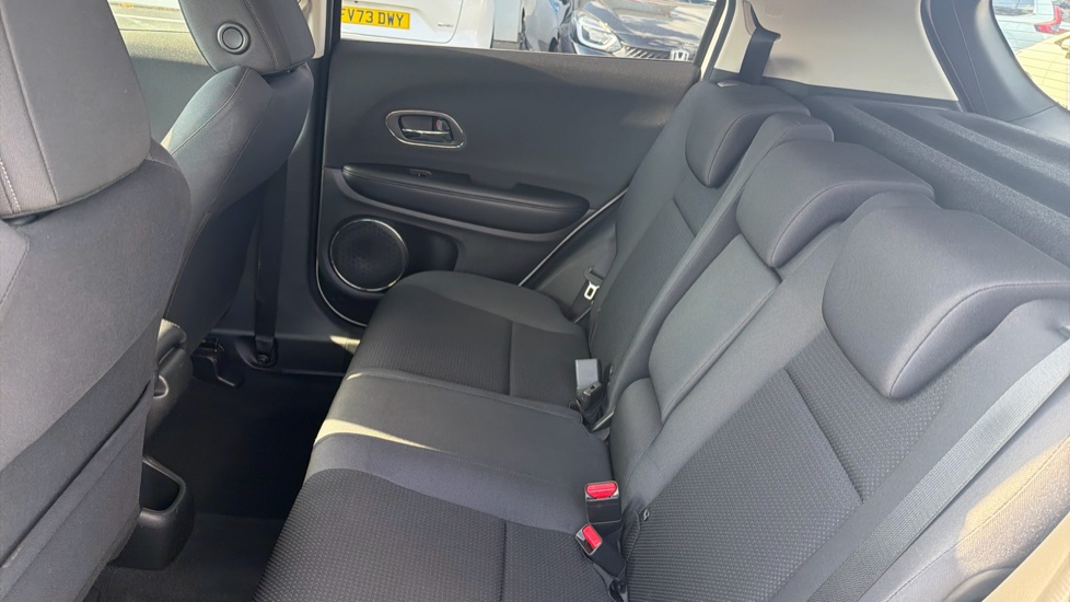 Honda HR-V 1.5 i-VTEC SE CVT 5dr Petrol Hatchback - Image 16