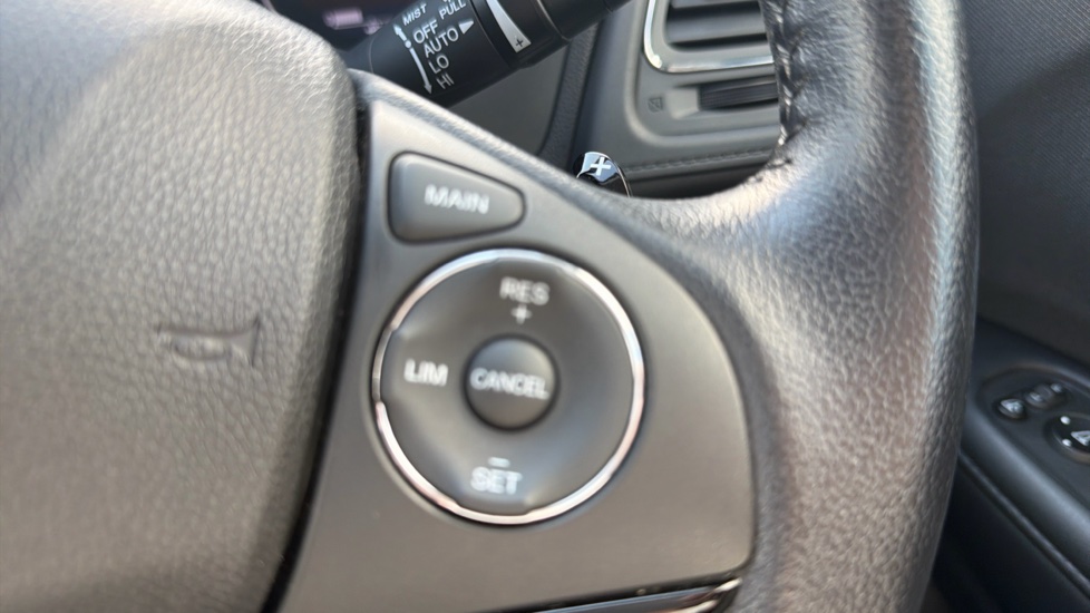 Honda HR-V 1.5 i-VTEC SE CVT 5dr Petrol Hatchback - Image 26