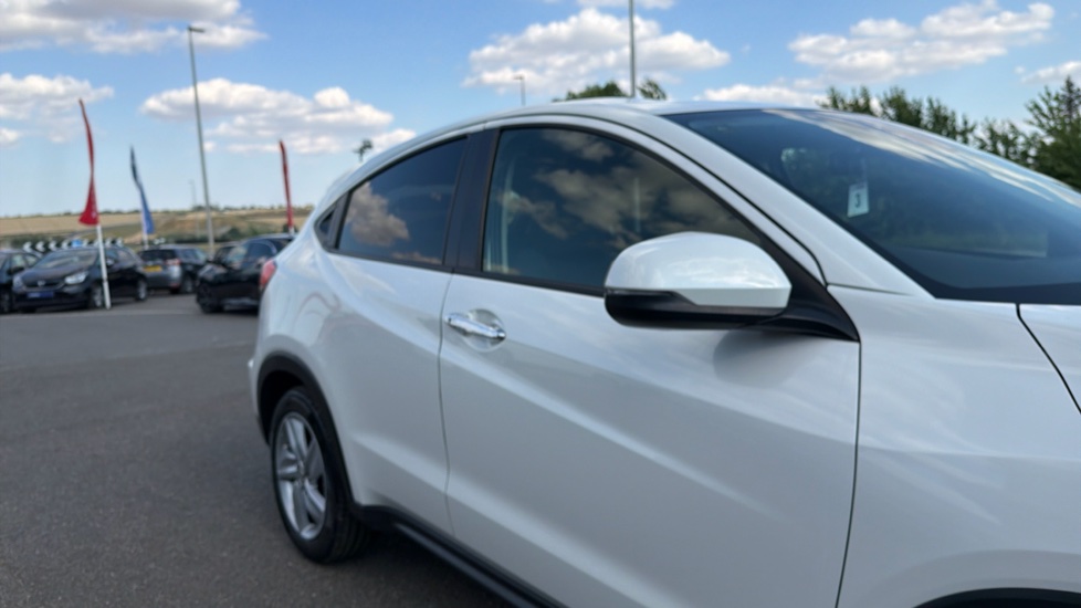 Honda HR-V 1.5 i-VTEC SE CVT 5dr Petrol Hatchback - Image 35