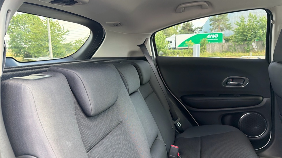 Honda HR-V 1.5 i-VTEC SE CVT 5dr Petrol Hatchback - Image 38