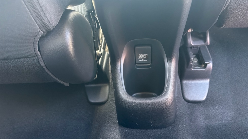 Honda HR-V 1.5 i-VTEC SE CVT 5dr Petrol Hatchback - Image 43