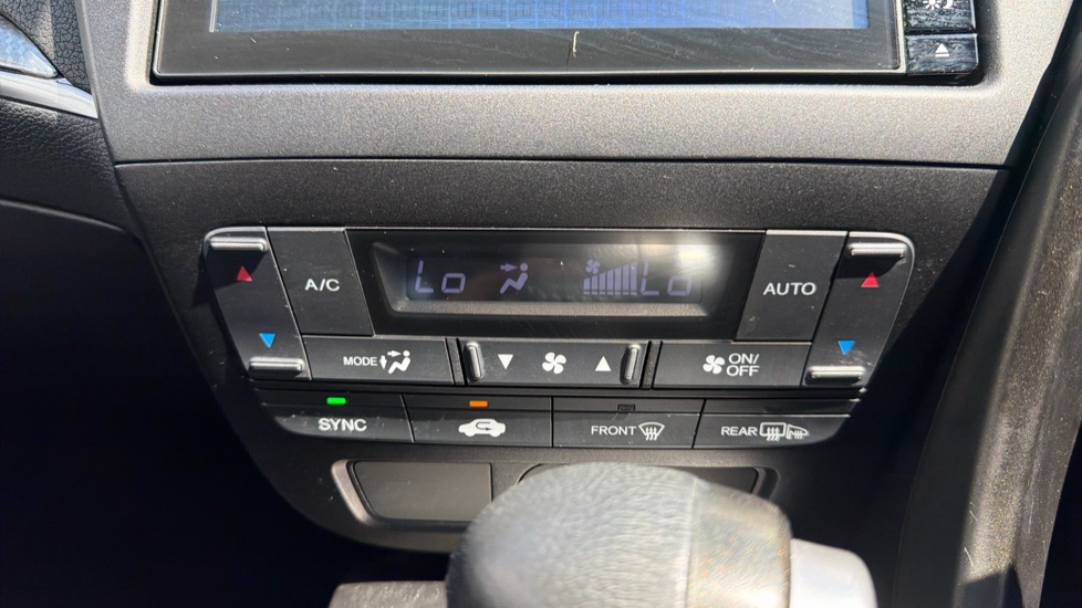 Honda Civic 1.8 i-VTEC SE Plus 5dr Auto [Nav] Petrol Hatchback - Image 28