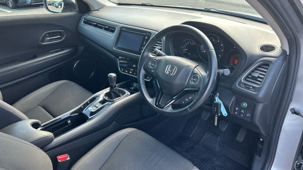 Honda HR-V 1.5 i-VTEC SE 5dr Petrol Hatchback - Image 11