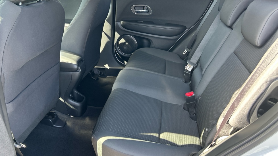 Honda HR-V 1.5 i-VTEC SE 5dr Petrol Hatchback - Image 16