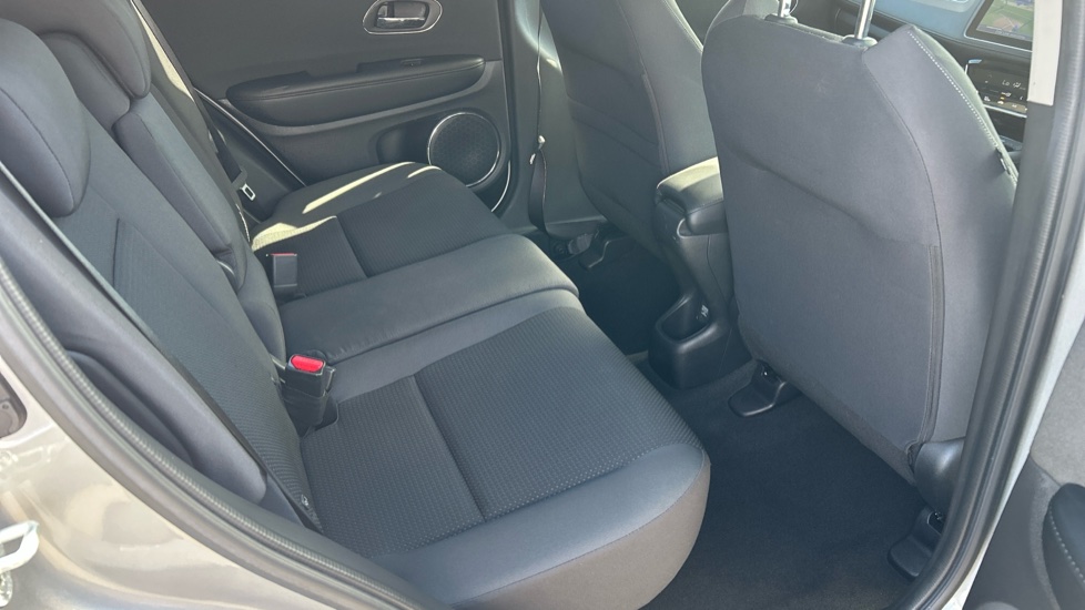 Honda HR-V 1.5 i-VTEC SE 5dr Petrol Hatchback - Image 31