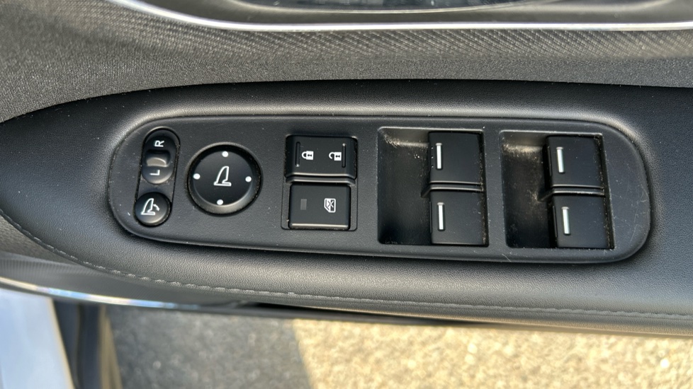 Honda HR-V 1.5 i-VTEC SE 5dr Petrol Hatchback - Image 34