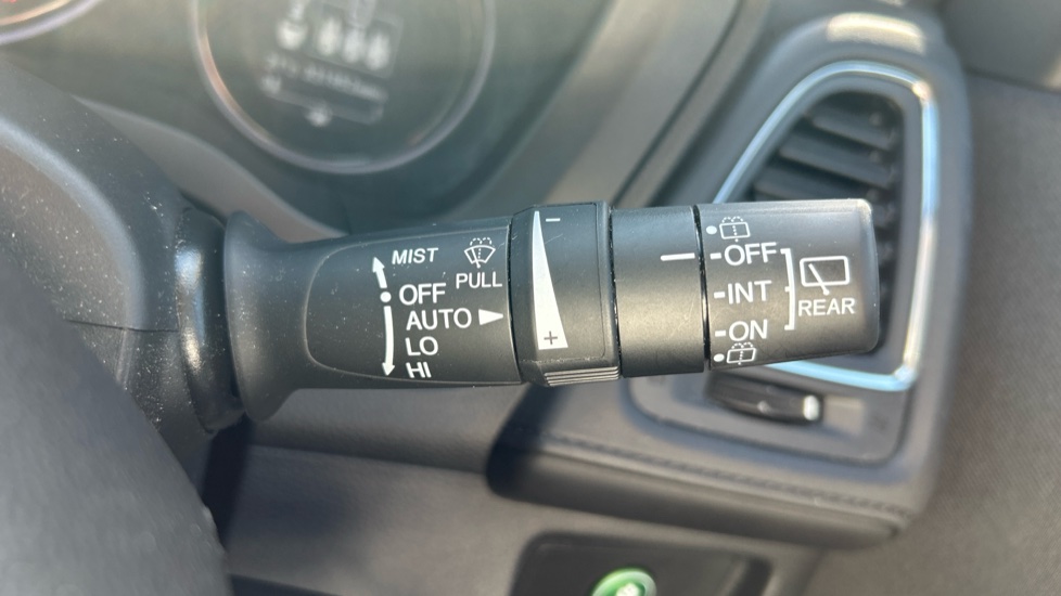 Honda HR-V 1.5 i-VTEC SE 5dr Petrol Hatchback - Image 37