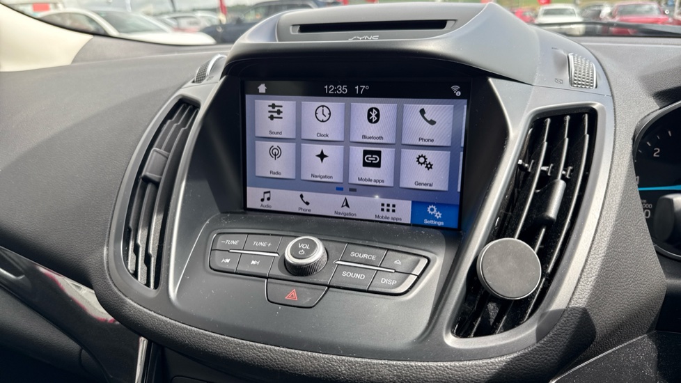 Ford Kuga 1.5 TDCi Titanium Edition 5dr 2WD Diesel Estate - Image 12