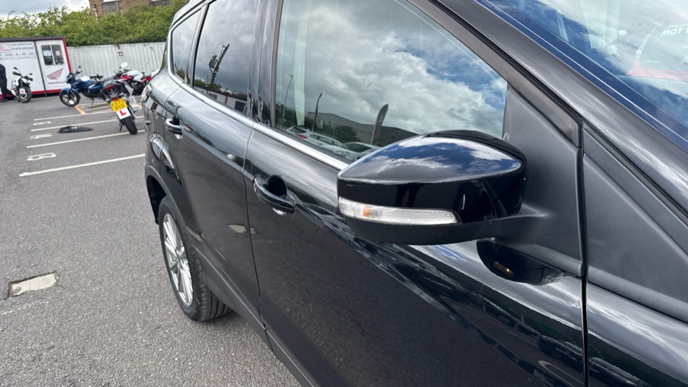 Ford Kuga 1.5 TDCi Titanium Edition 5dr 2WD Diesel Estate - Image 24