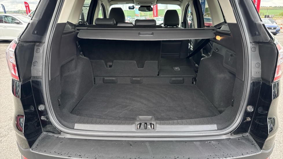 Ford Kuga 1.5 TDCi Titanium Edition 5dr 2WD Diesel Estate - Image 29