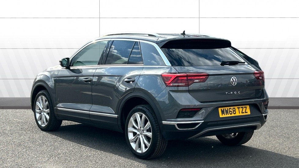 Volkswagen T-Roc 1.5 TSI EVO SEL 5dr Petrol Hatchback - Image 2