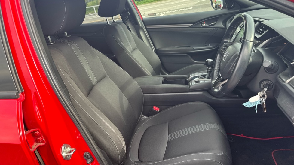 Honda Civic 1.0 VTEC Turbo 126 SR 5dr Petrol Hatchback - Image 39