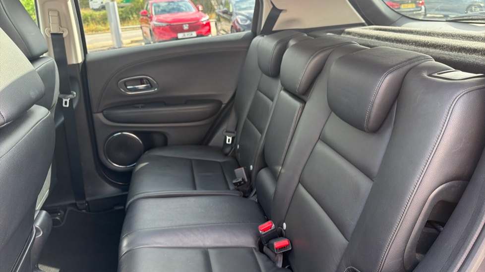 Honda HR-V 1.6 i-DTEC EX 5dr Diesel Hatchback - Image 16
