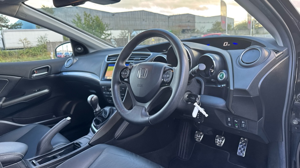 Honda Civic 1.8 i-VTEC SR 5dr Petrol Hatchback - Image 11