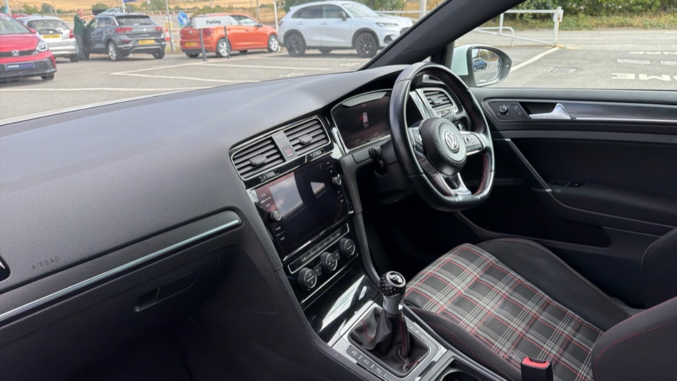 Volkswagen Golf 2.0 TSI 245 GTI Performance 5dr Petrol Hatchback - Image 9