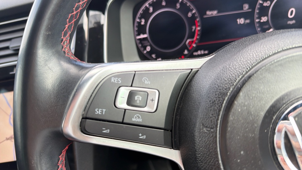 Volkswagen Golf 2.0 TSI 245 GTI Performance 5dr Petrol Hatchback - Image 21