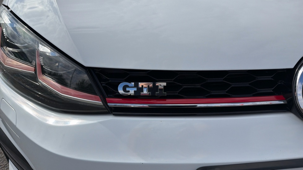 Volkswagen Golf 2.0 TSI 245 GTI Performance 5dr Petrol Hatchback - Image 42