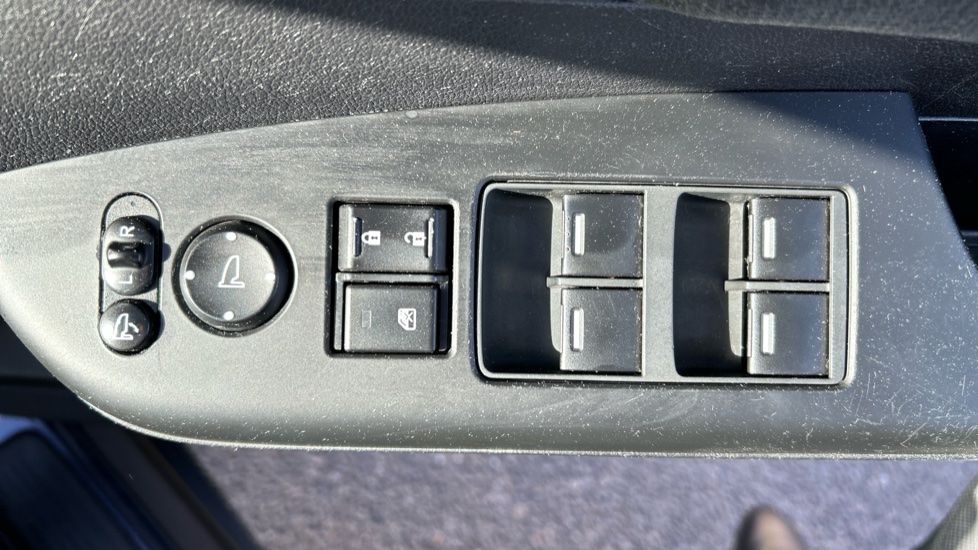 Honda CR-V 1.6 i-DTEC 160 SE 5dr Auto Diesel Estate - Image 34