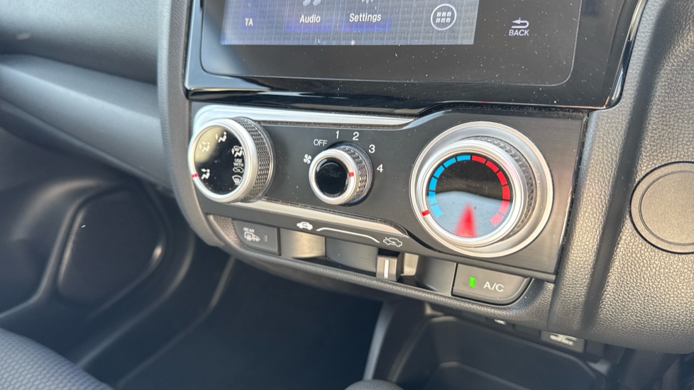 Honda Jazz 1.3 i-VTEC SE 5dr CVT Petrol Hatchback - Image 25