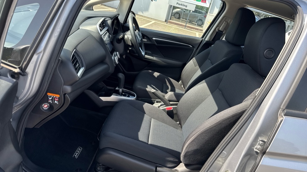 Honda Jazz 1.3 i-VTEC SE 5dr CVT Petrol Hatchback - Image 45
