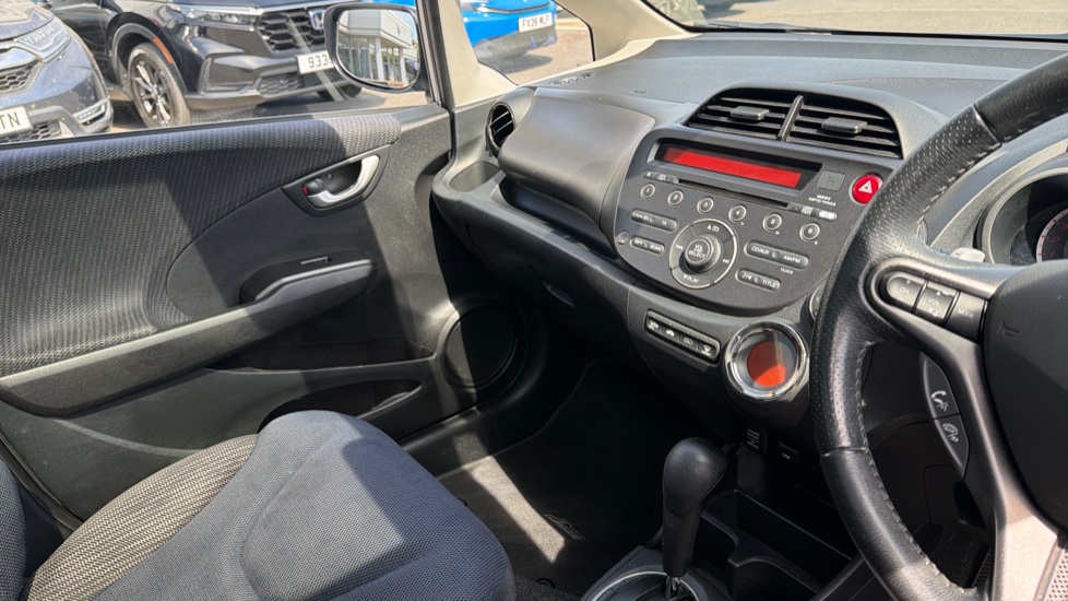 Honda Jazz 1.4 i-VTEC EX 5dr CVT Petrol Hatchback - Image 14